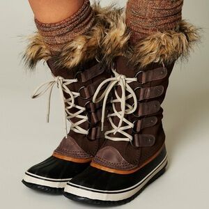 Free People Sorel Joan Of Arctic Brown Faux Fur-Trim Suede Leather Boots Size 7